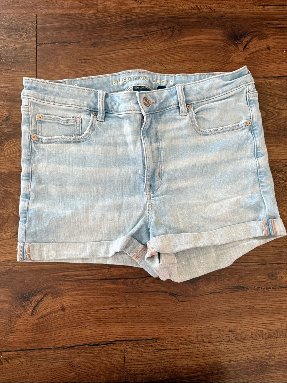 American Eagle Outfitters Light Blue Denim Cuffed Women's Shorts